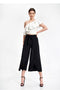 Women trousers model 167232